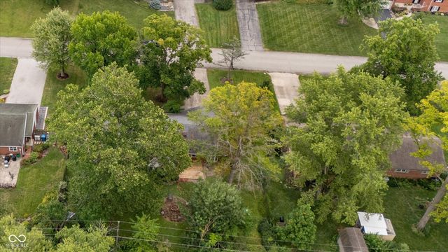 6336 Green Leaves Road, Indianapolis, IN 46220