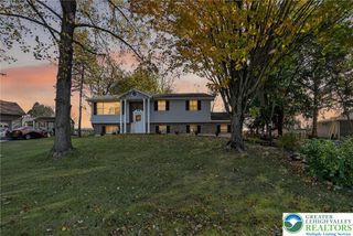 394 Manor Drive, Lower Nazareth Twp, PA 18064