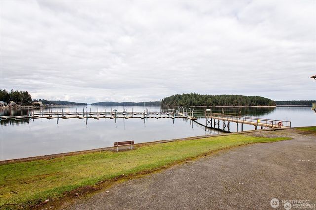 10029 Whitecap Drive NE, Olympia, WA 98502
