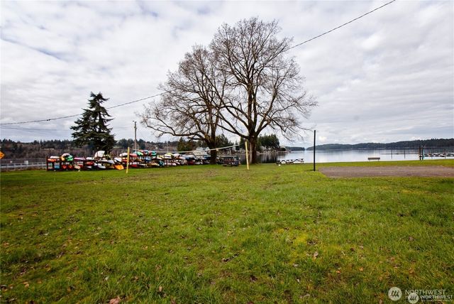 10029 Whitecap Drive NE, Olympia, WA 98502
