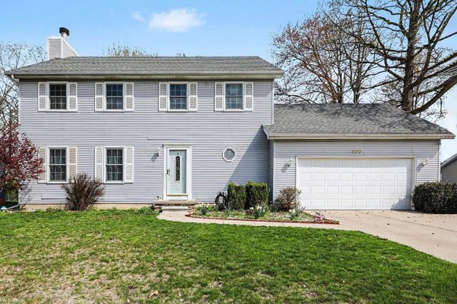 400 Hemlock Lane, Marysville, MI 48080