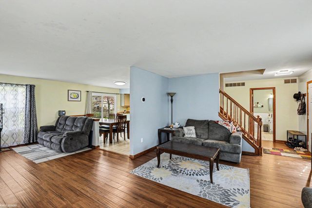 400 Hemlock Lane, Marysville, MI 48080