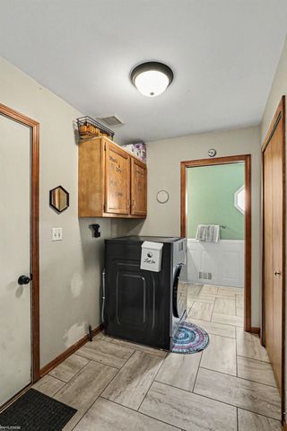 400 Hemlock Lane, Marysville, MI 48080