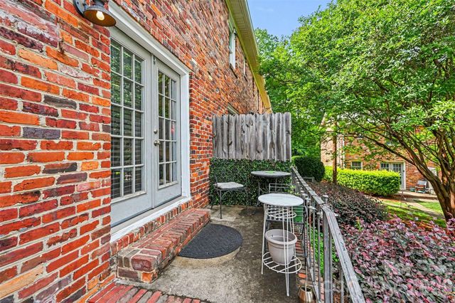 4329 Hathaway Street G, Charlotte, NC 28211