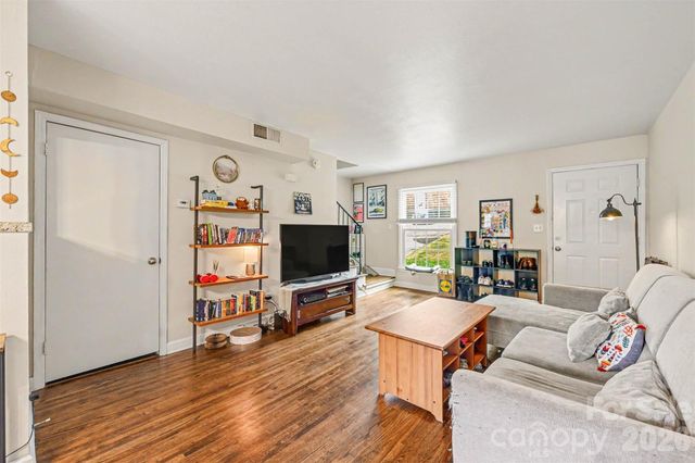 4329 Hathaway Street G, Charlotte, NC 28211