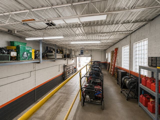 1520 N Throop Street, Chicago, IL 60642
