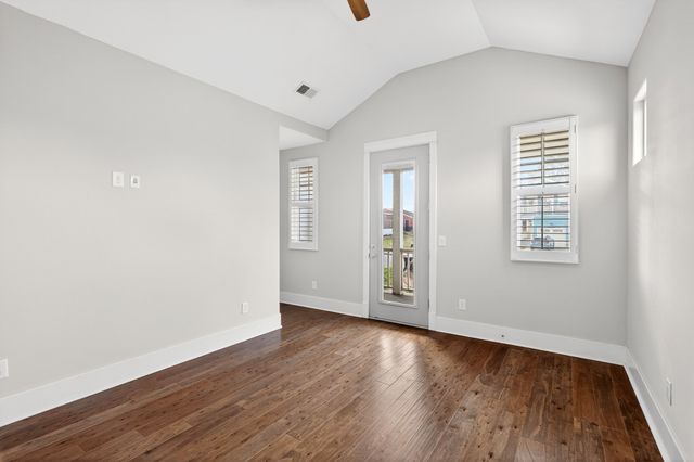 2404B 14th Ave, N, Nashville, TN 37208