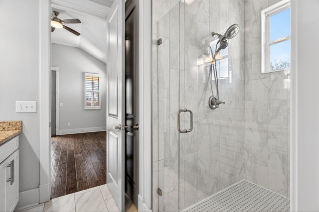 2404B 14th Ave, N, Nashville, TN 37208