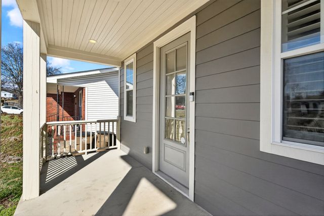 2404B 14th Ave, N, Nashville, TN 37208