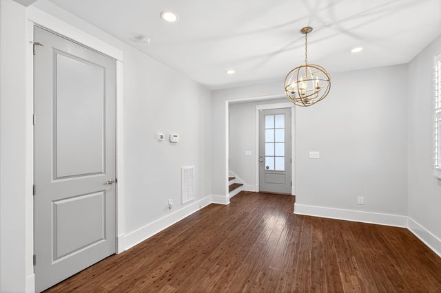 2404B 14th Ave, N, Nashville, TN 37208