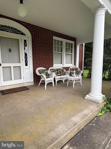 2 HOOVER RD, Lancaster, PA 17603