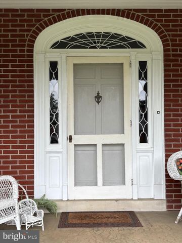 2 HOOVER RD, Lancaster, PA 17603