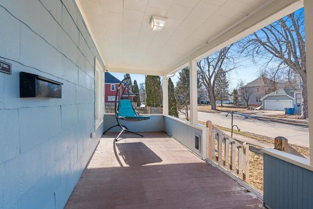 1214 GRAND STREET, Oshkosh, WI 54901