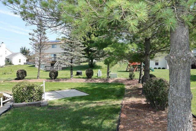 6652 S Scenic COURT, Franklin, WI 53132