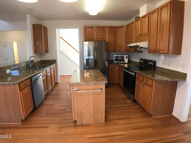 125 Mckenzie Meadow Lane, Apex, NC 27539