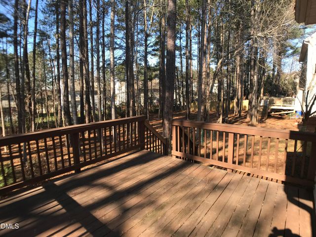 125 Mckenzie Meadow Lane, Apex, NC 27539