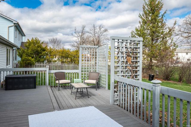 8420 Hawk Spring Hill, Fort Wayne, IN 46825