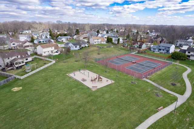 8420 Hawk Spring Hill, Fort Wayne, IN 46825