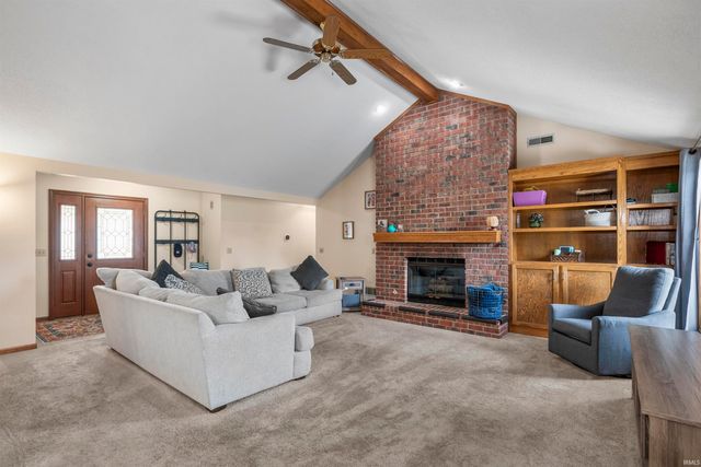 8420 Hawk Spring Hill, Fort Wayne, IN 46825