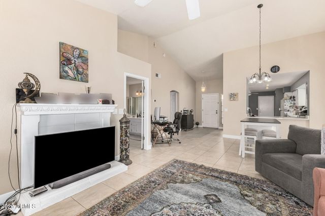 83 W Calle De Arcos --, Tempe, AZ 85284