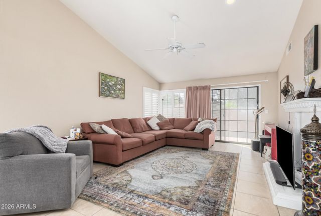 83 W Calle De Arcos --, Tempe, AZ 85284