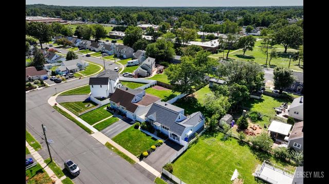 112 Madison Drive, South Plainfield, NJ 07080