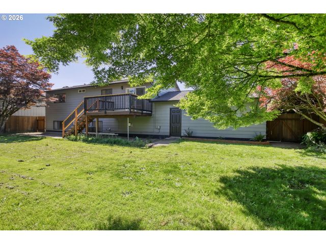 18801 Ne CLACKAMAS St, Portland, OR 97230