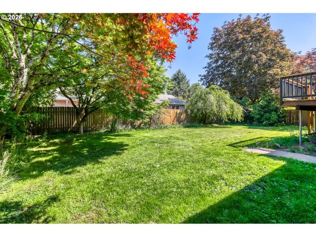 18801 Ne CLACKAMAS St, Portland, OR 97230
