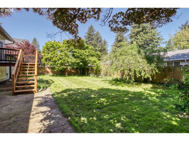 18801 Ne CLACKAMAS St, Portland, OR 97230