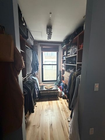 111 Beach St 2E, Boston, MA 02111