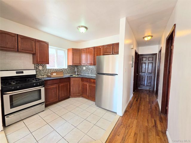 21923 114th Road, Cambria Heights, NY 11411