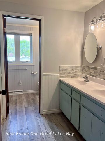 14815 Boynton Lane, Hemlock, MI 48626