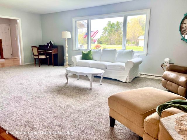 14815 Boynton Lane, Hemlock, MI 48626