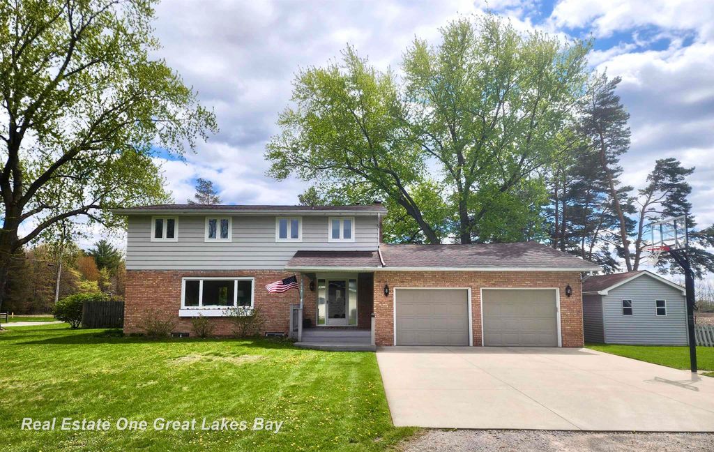 14815 Boynton Lane, Hemlock, MI 48626