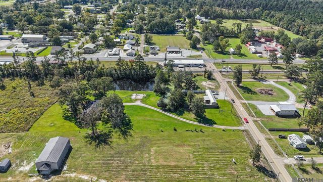 30054 N Range Rd, Livingston, LA 70754