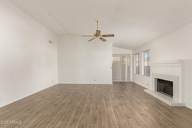 10648 W RUNION Drive, Peoria, AZ 85382