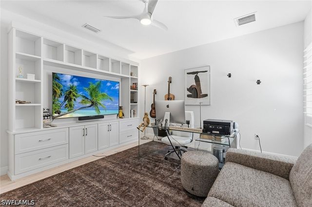 4199 11th AVE SW, Naples, FL 34116