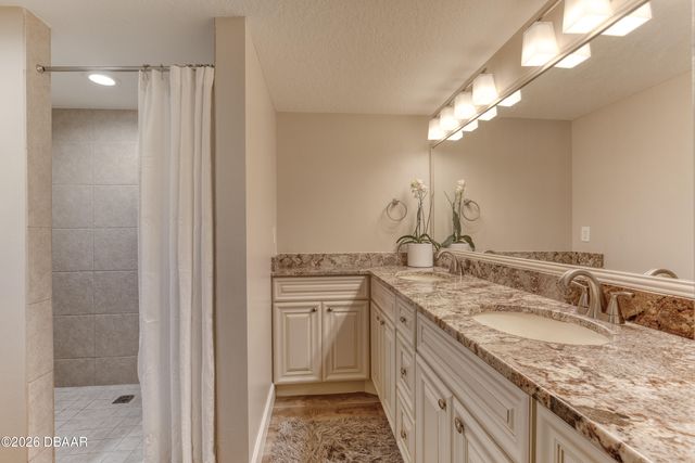 1239 Ocean Shore Blvd Apt 2E, Ormond Beach, FL 32176