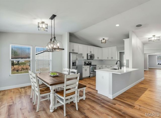 715 Ashton Way Circle, Eureka, MO 63025