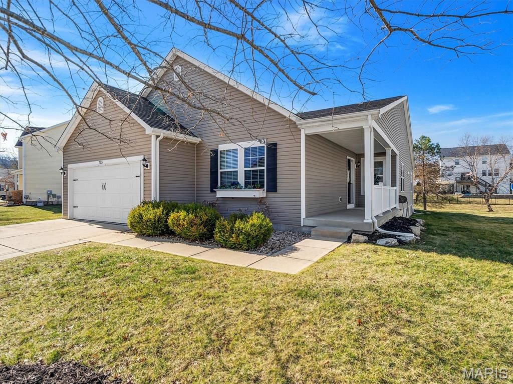 715 Ashton Way Circle, Eureka, MO 63025