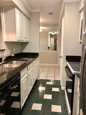 714 E Wall Street 111, Grapevine, TX 76051