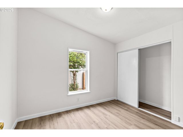 2333 N TERRY St 60, Eugene, OR 97402
