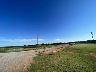 0001 170th Street, Lindsay, OK 73052