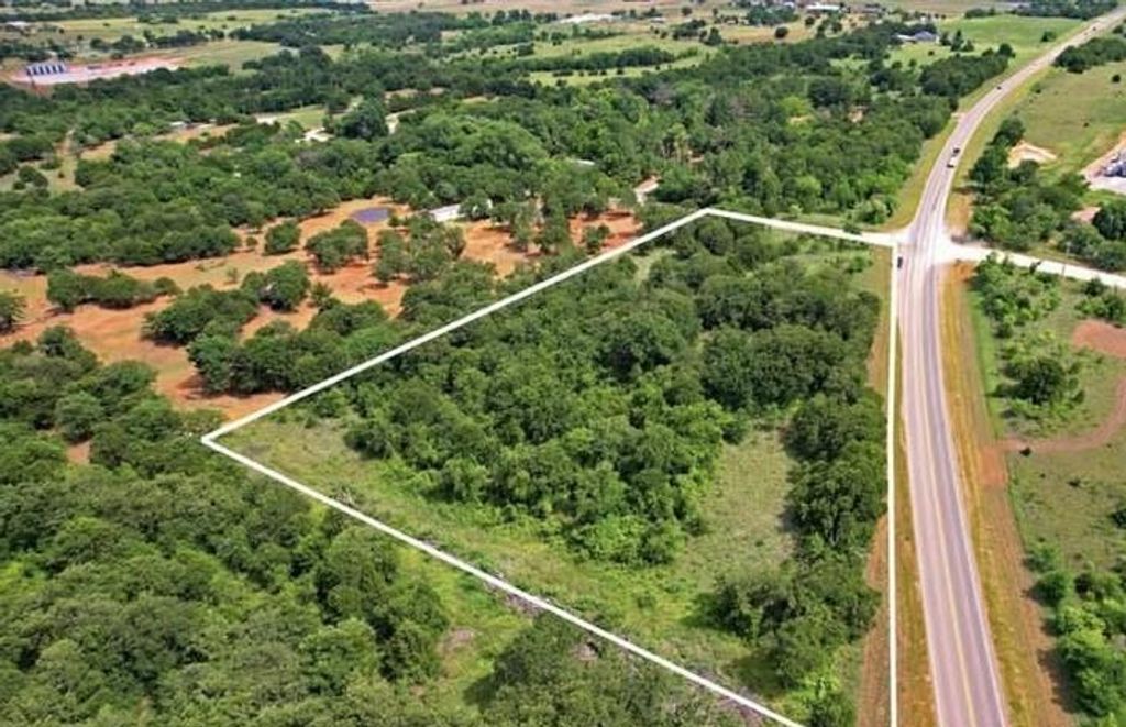 0001 170th Street, Lindsay, OK 73052