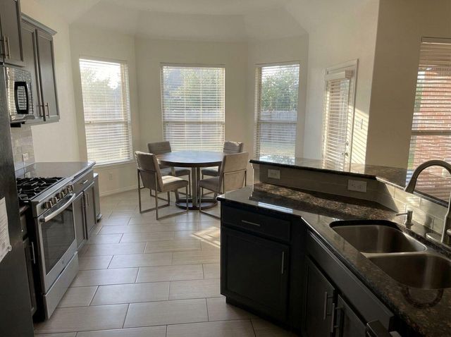 129 Autumn Forest Lane, Conroe, TX 77384