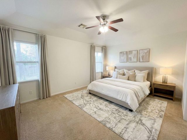 129 Autumn Forest Lane, Conroe, TX 77384