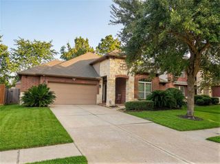 129 Autumn Forest Lane, Conroe, TX 77384