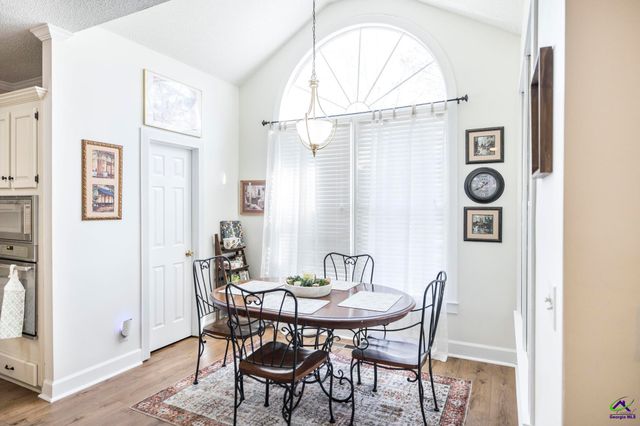 108 Falcon Crest, Warner Robins, GA 31088