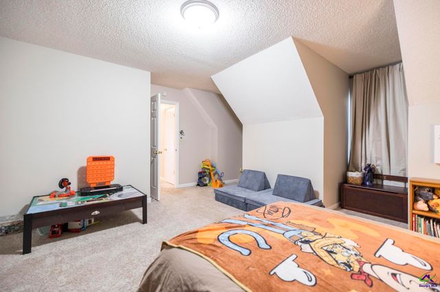 108 Falcon Crest, Warner Robins, GA 31088