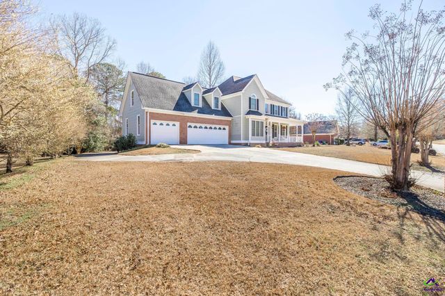 108 Falcon Crest, Warner Robins, GA 31088